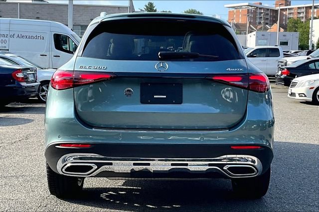 Used 2026 Mercedes-Benz GLC 300 4MATIC image 3