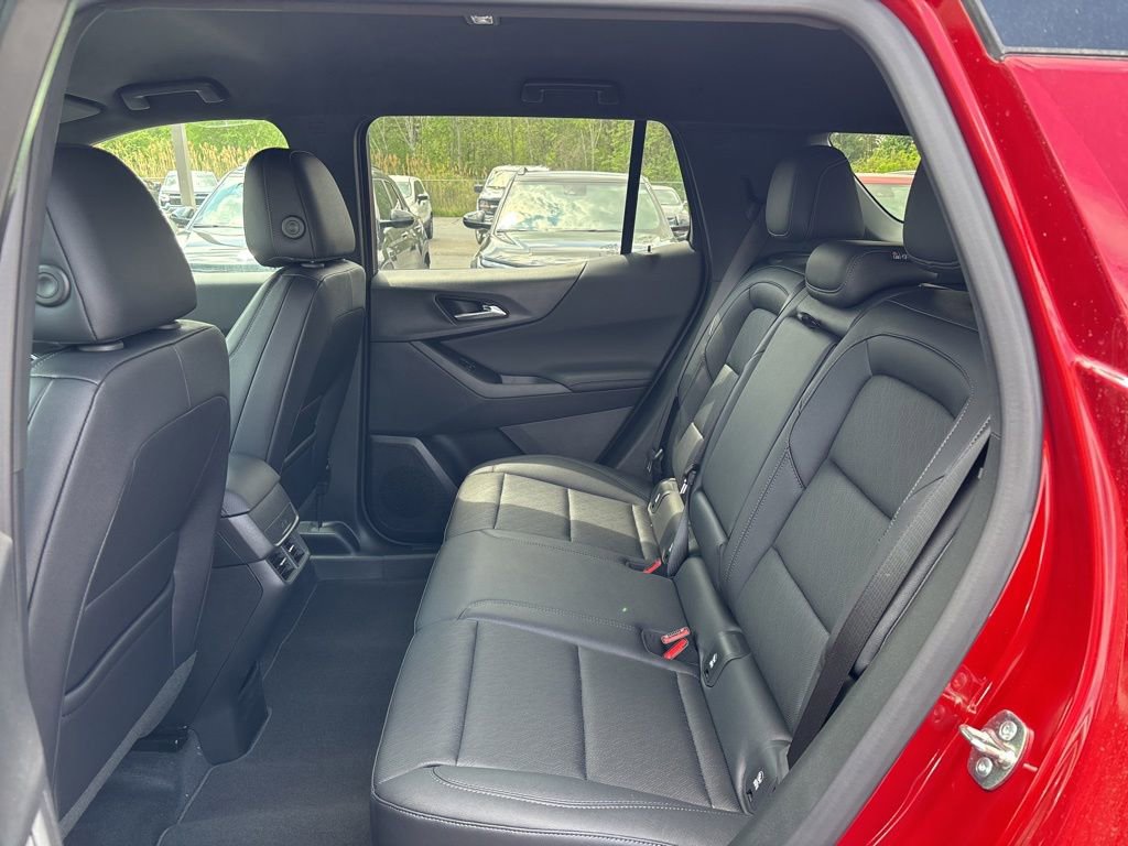New 2026 Chevrolet Equinox LT w/ Convenience Package II FWD image 10