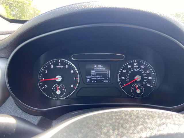 Used 2020 Kia Sorento LX image 18