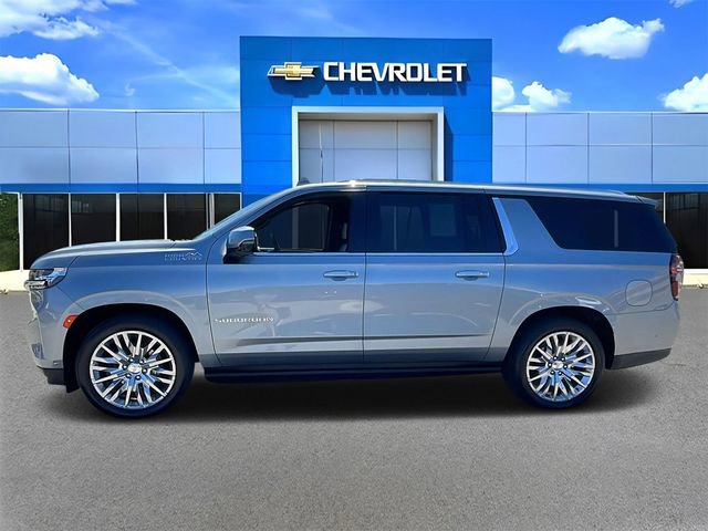 Used 2024 Chevrolet Suburban High Country w/ Advanced Technology Package image 6