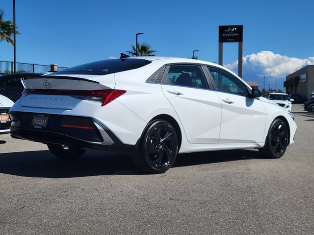 New 2026 Hyundai Elantra SEL Sport Premium FWD image 2