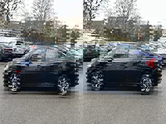 Used 2018 Honda Civic EX image 2