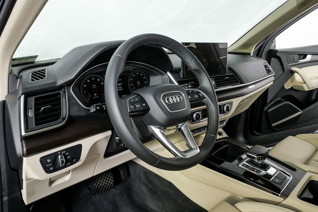Used 2025 Audi Q5 2.0T Premium Plus image 4