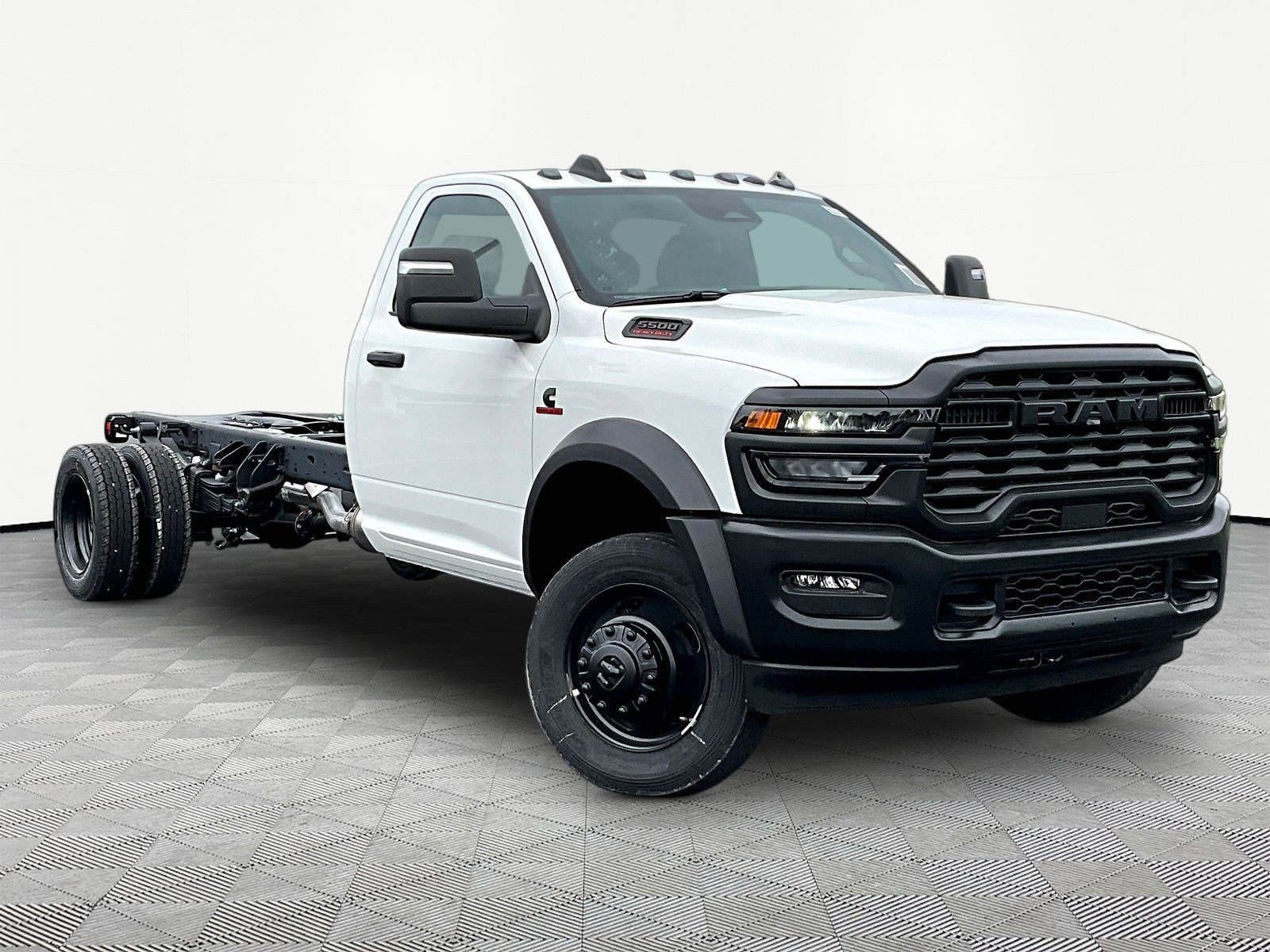 New 2026 RAM 5500 Tradesman AWD/4WD image 2