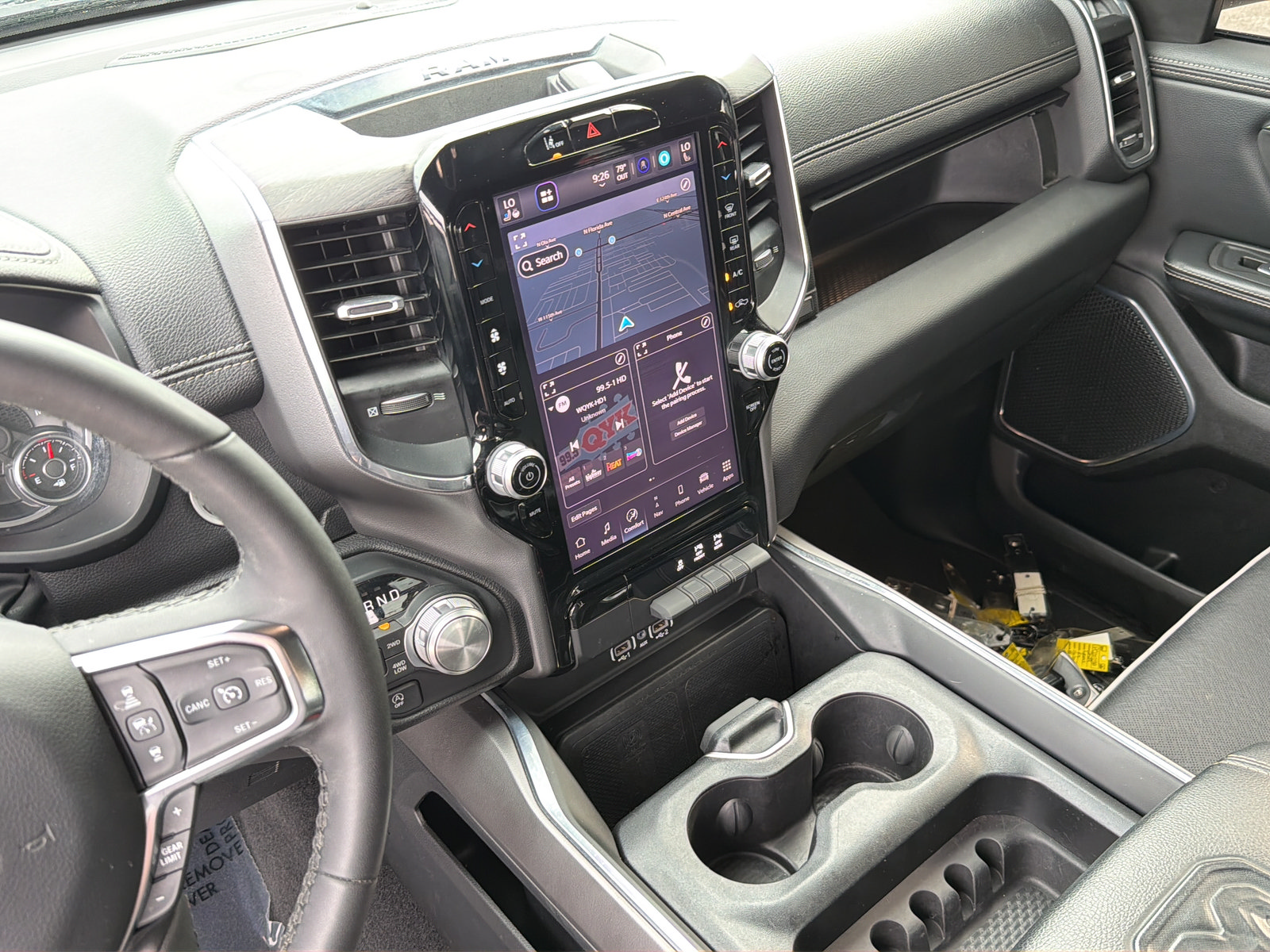 Used 2025 RAM 1500 Laramie AWD/4WD image 19