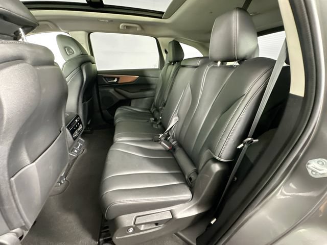 Used 2022 Acura MDX SH-AWD image 25