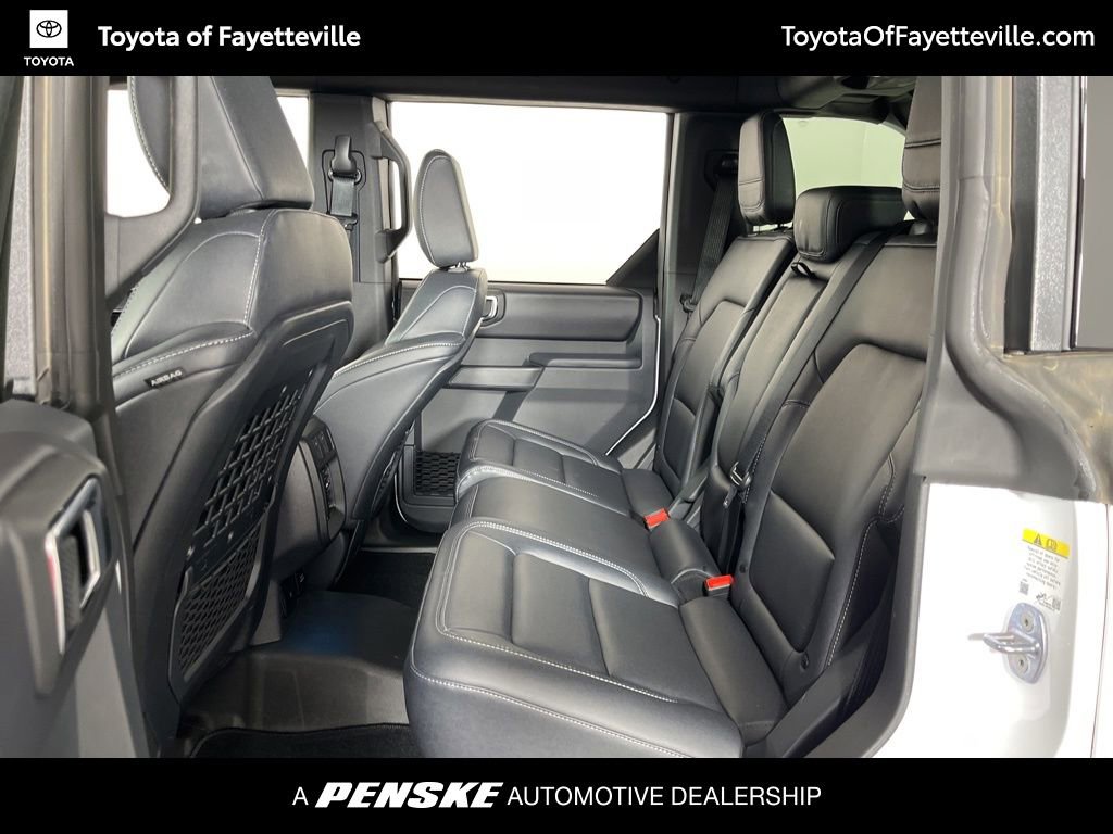 Used 2025 Ford Bronco Badlands image 23