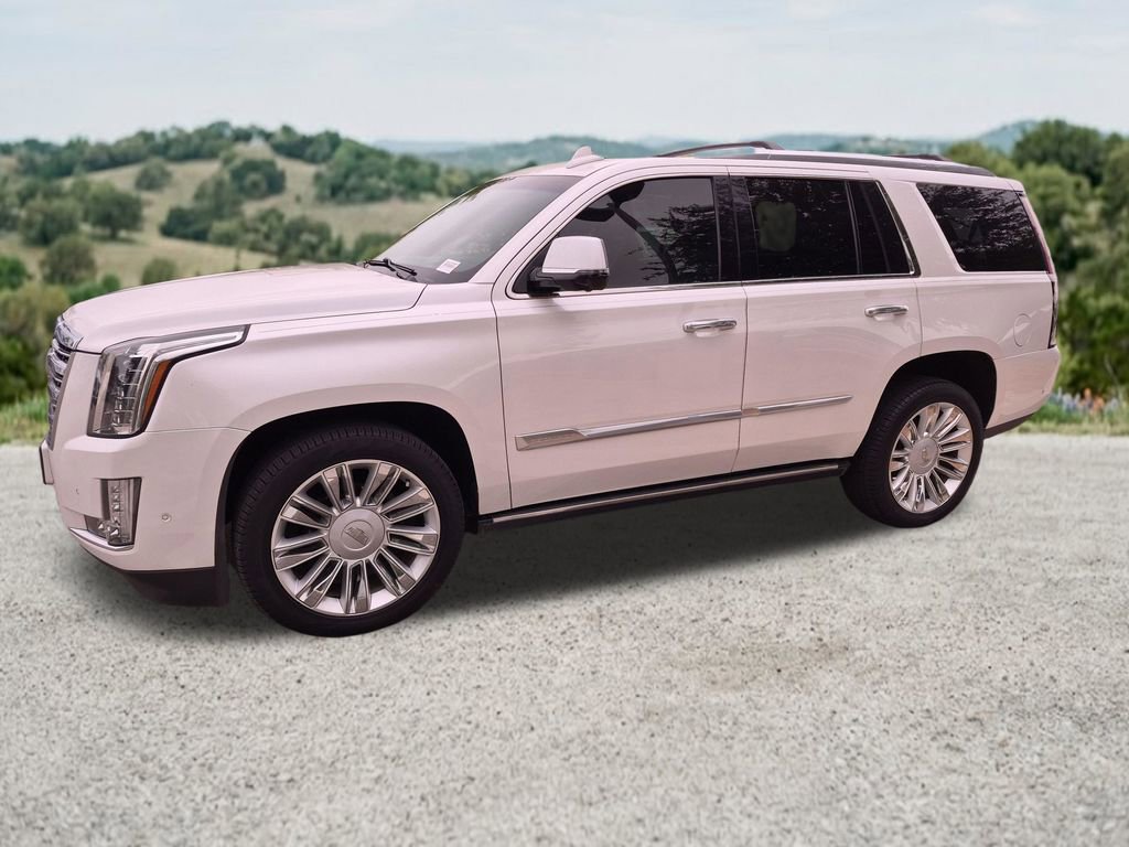 Used 2018 Cadillac Escalade Platinum AWD/4WD image 4
