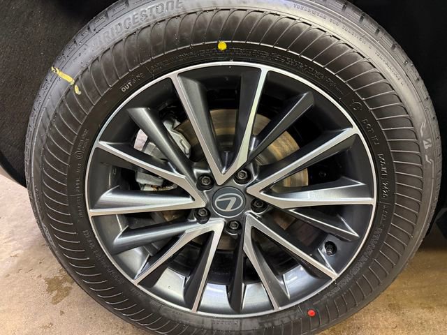 New 2026 Lexus NX 350 AWD image 10