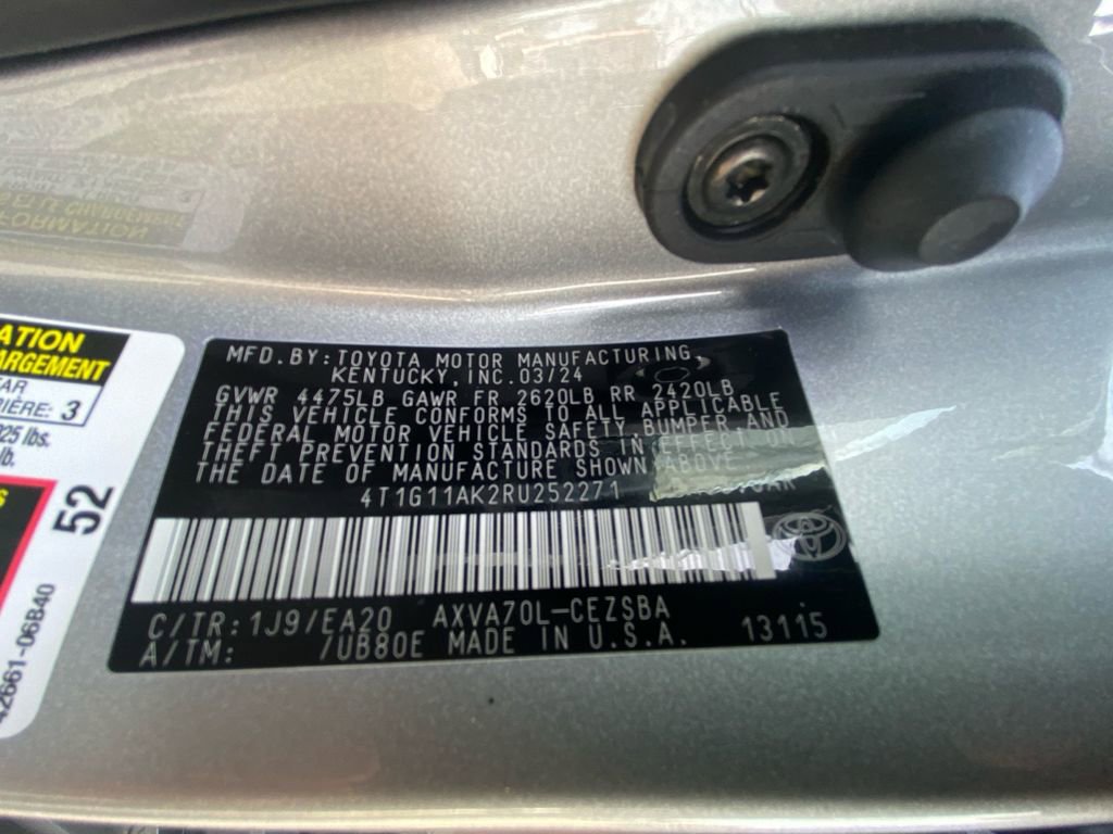 Used 2024 Toyota Camry SE image 27