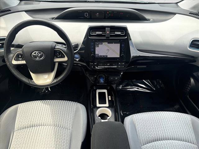 Used 2016 Toyota Prius Three FWD image 23