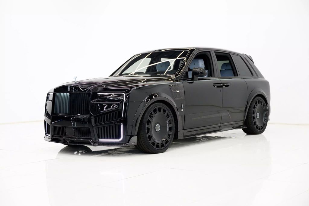 Used 2025 Rolls-Royce Cullinan AWD/4WD image 10