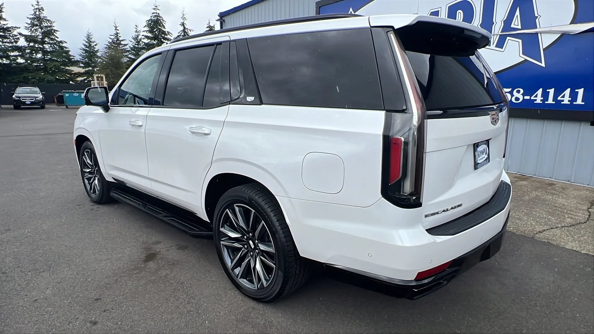 Used 2021 Cadillac Escalade Sport w/ Driver Assist Tech Package AWD/4WD image 16