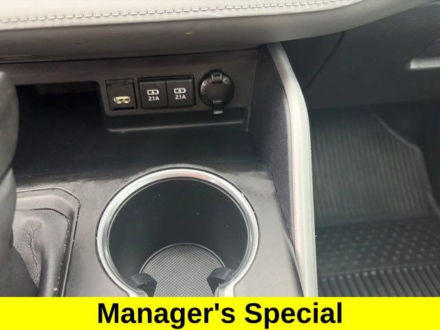 Used 2020 Toyota Highlander XLE AWD/4WD image 27
