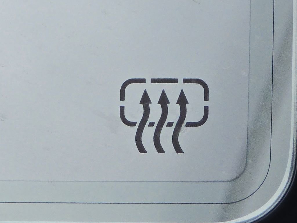 Used 2025 RAM 1500 Tungsten w/ Off Road Group image 10