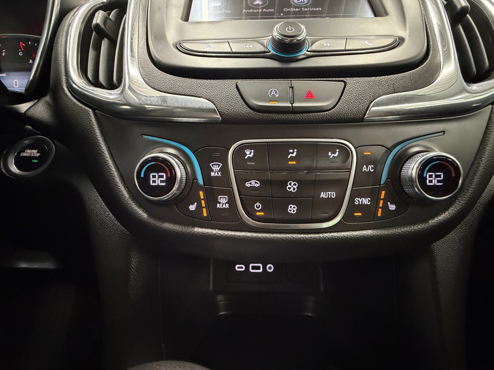 Used 2023 Chevrolet Equinox LT AWD/4WD image 21