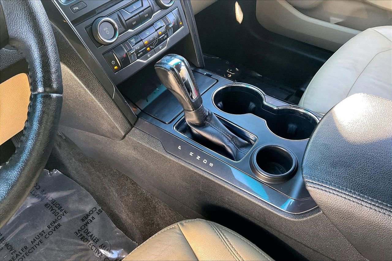 Used 2017 Ford Explorer XLT w/ Equipment Group 202A image 33