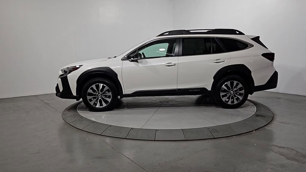 Certified 2025 Subaru Outback Limited image 2