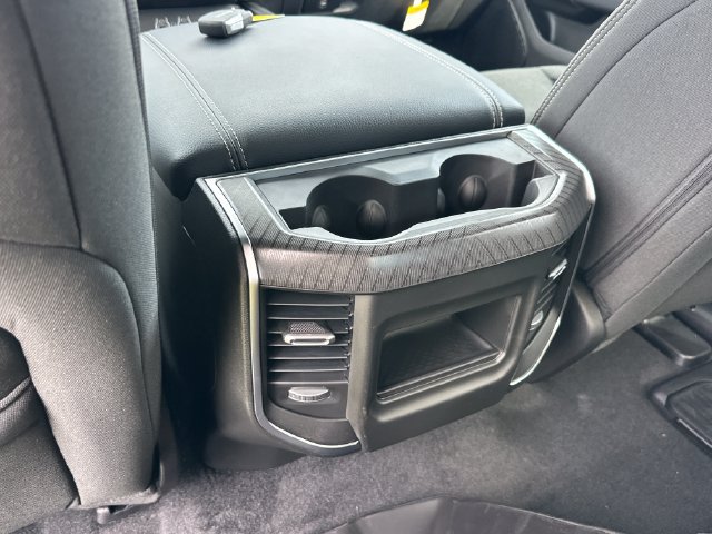 New 2027 RAM 1500 4x4 Crew Cab image 16