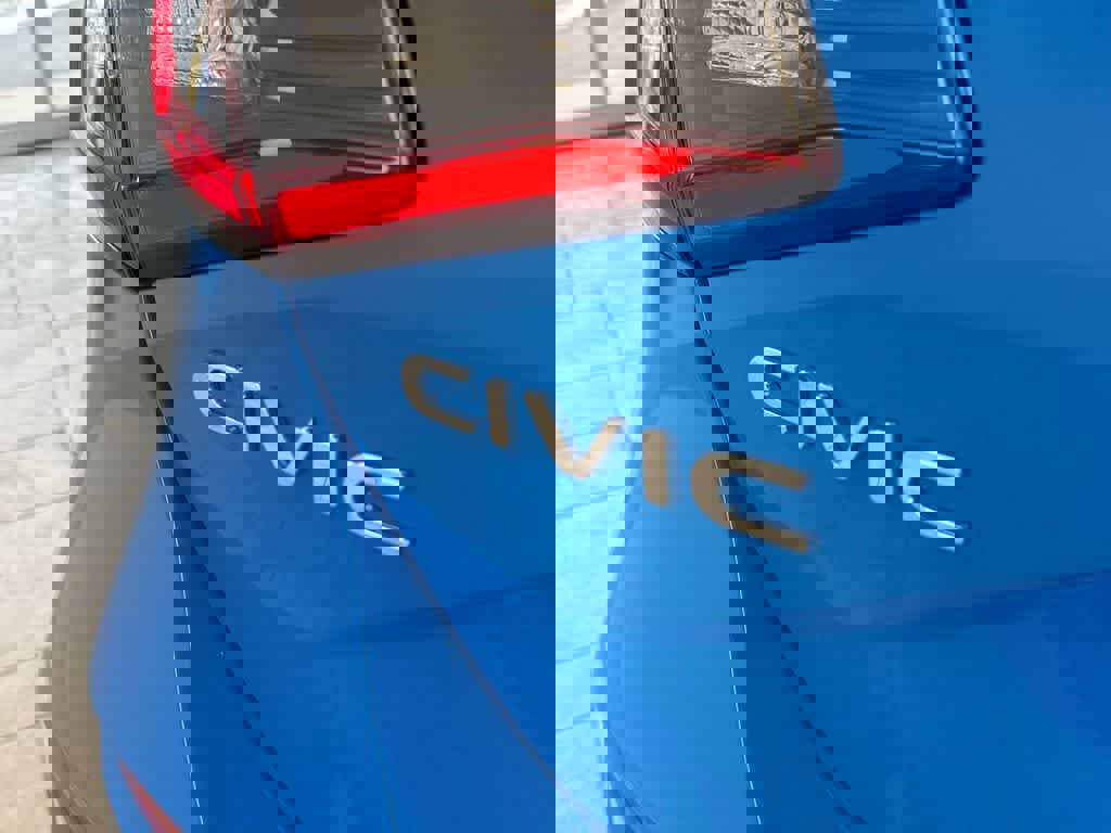 Certified 2025 Honda Civic Sport Touring image 10