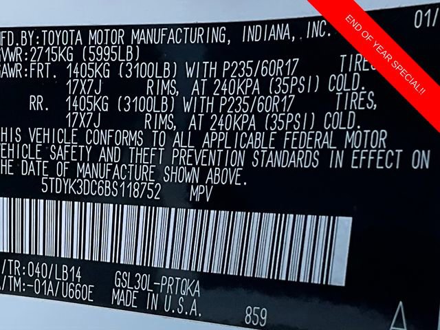 Used 2011 Toyota Sienna XLE image 22