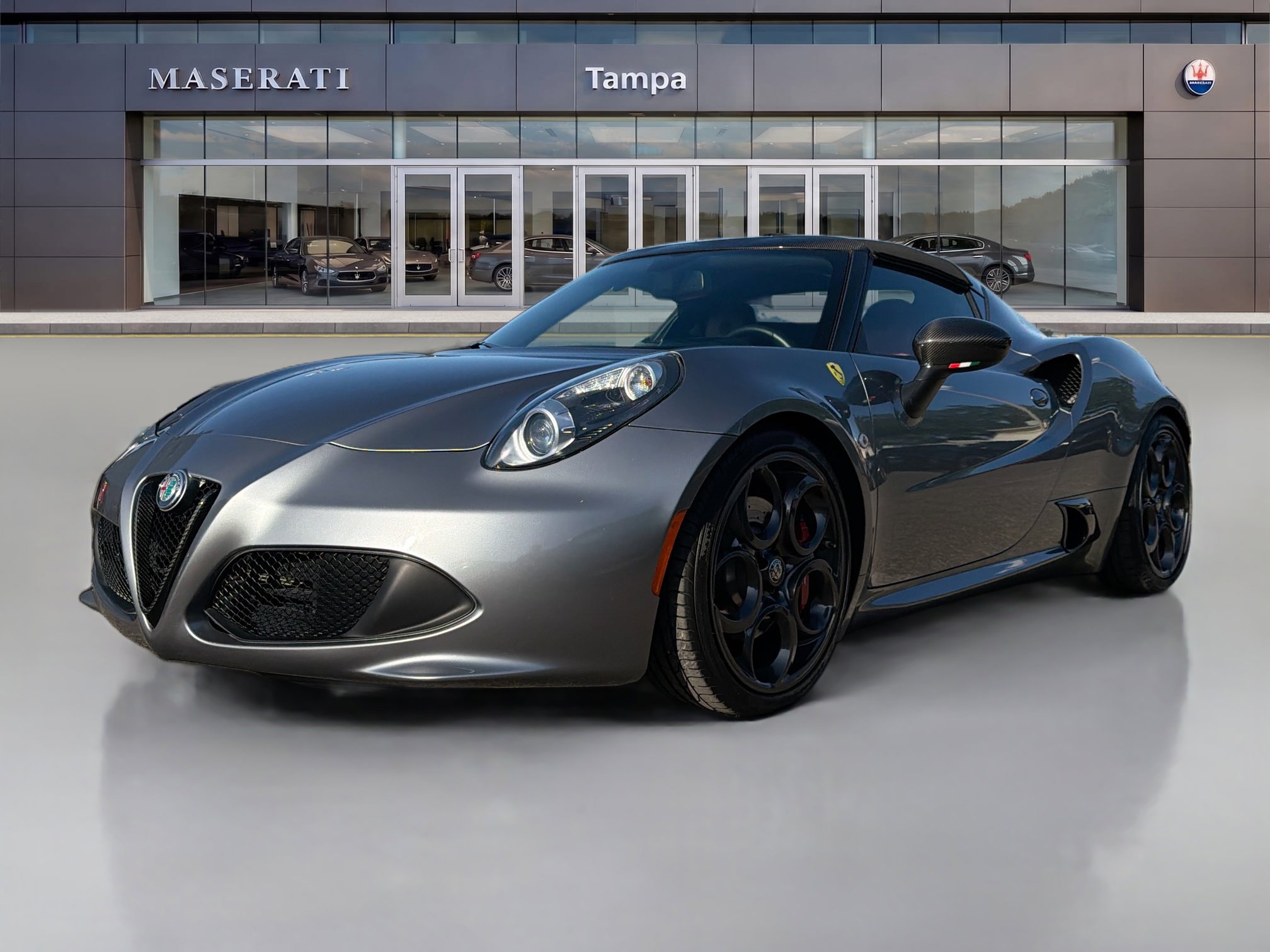 Used 2020 Alfa Romeo 4C Spider RWD image 7