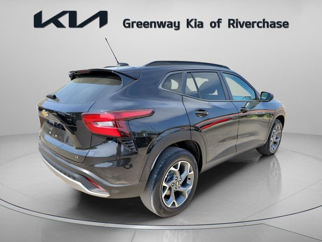 Used 2024 Chevrolet Trax LT image 6