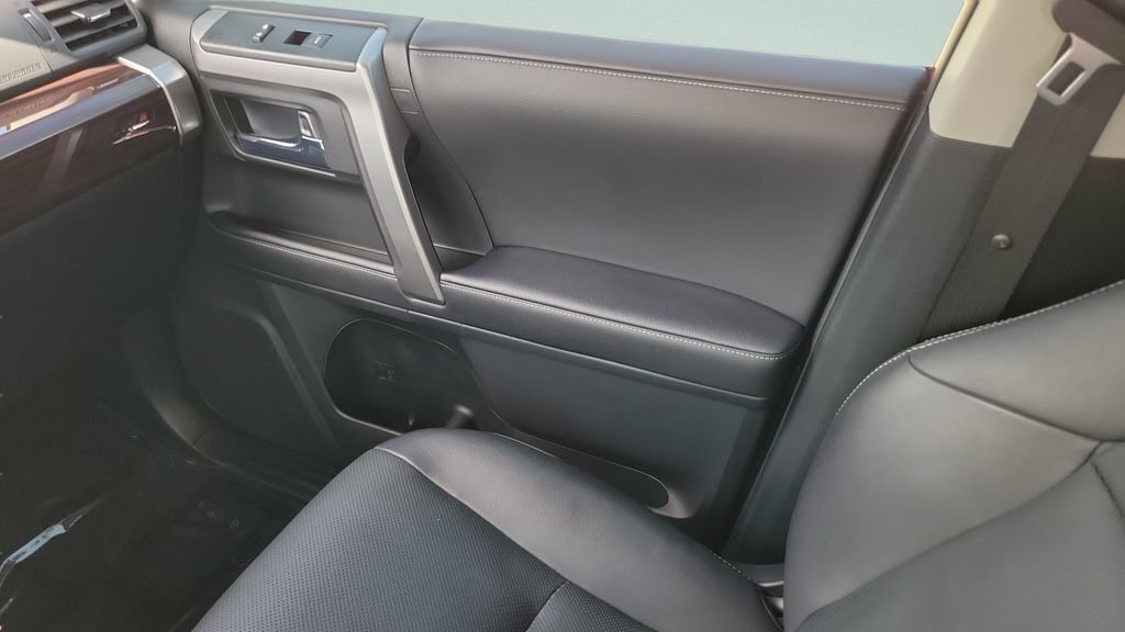 Certified 2022 Toyota 4Runner Limited AWD/4WD image 13