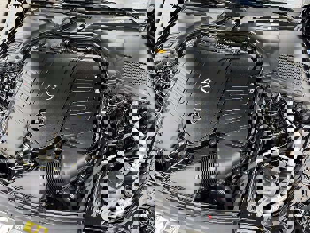 Used 2024 Mercedes-Benz C 300 Sedan image 5