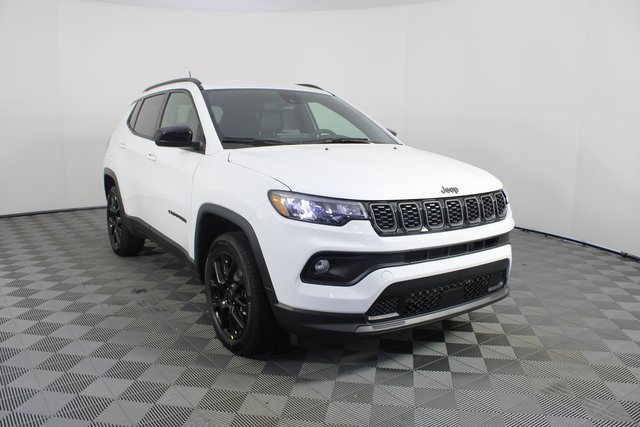 New 2026 Jeep Compass Latitude image 24
