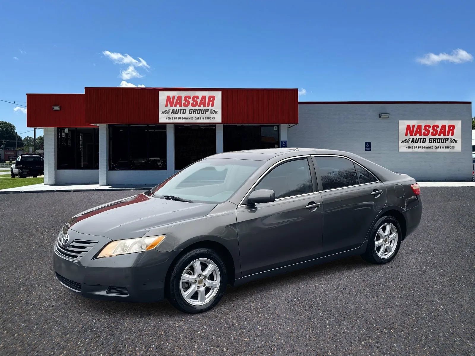 Used 2007 Toyota Camry CE FWD image 1