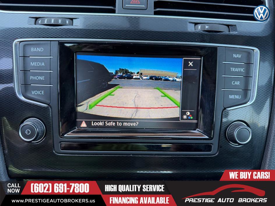Used 2015 Volkswagen GTI 4-Door FWD image 33