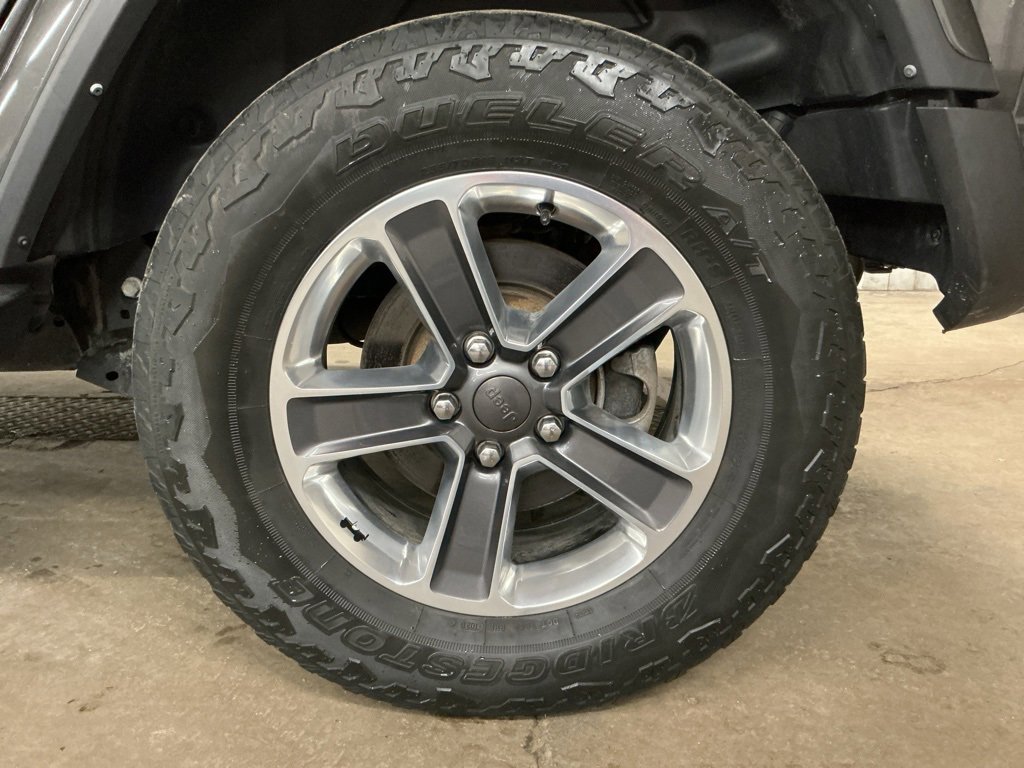 Used 2021 Jeep Wrangler Unlimited Sahara w/ Cold Weather Group image 34