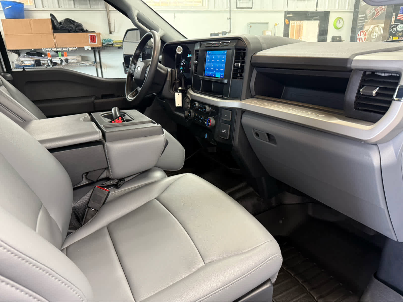 Used 2024 Ford F250 XL w/ XL Chrome Package image 27