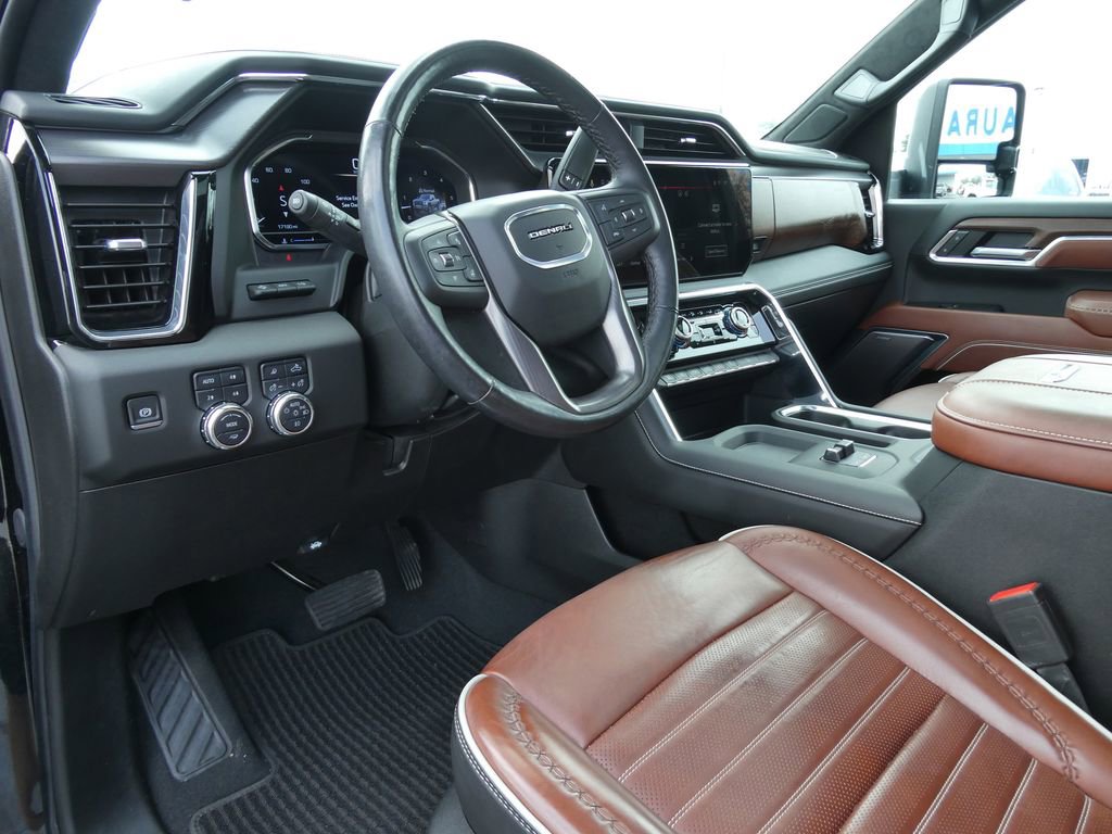 Certified 2025 GMC Sierra 2500 Denali Ultimate image 23