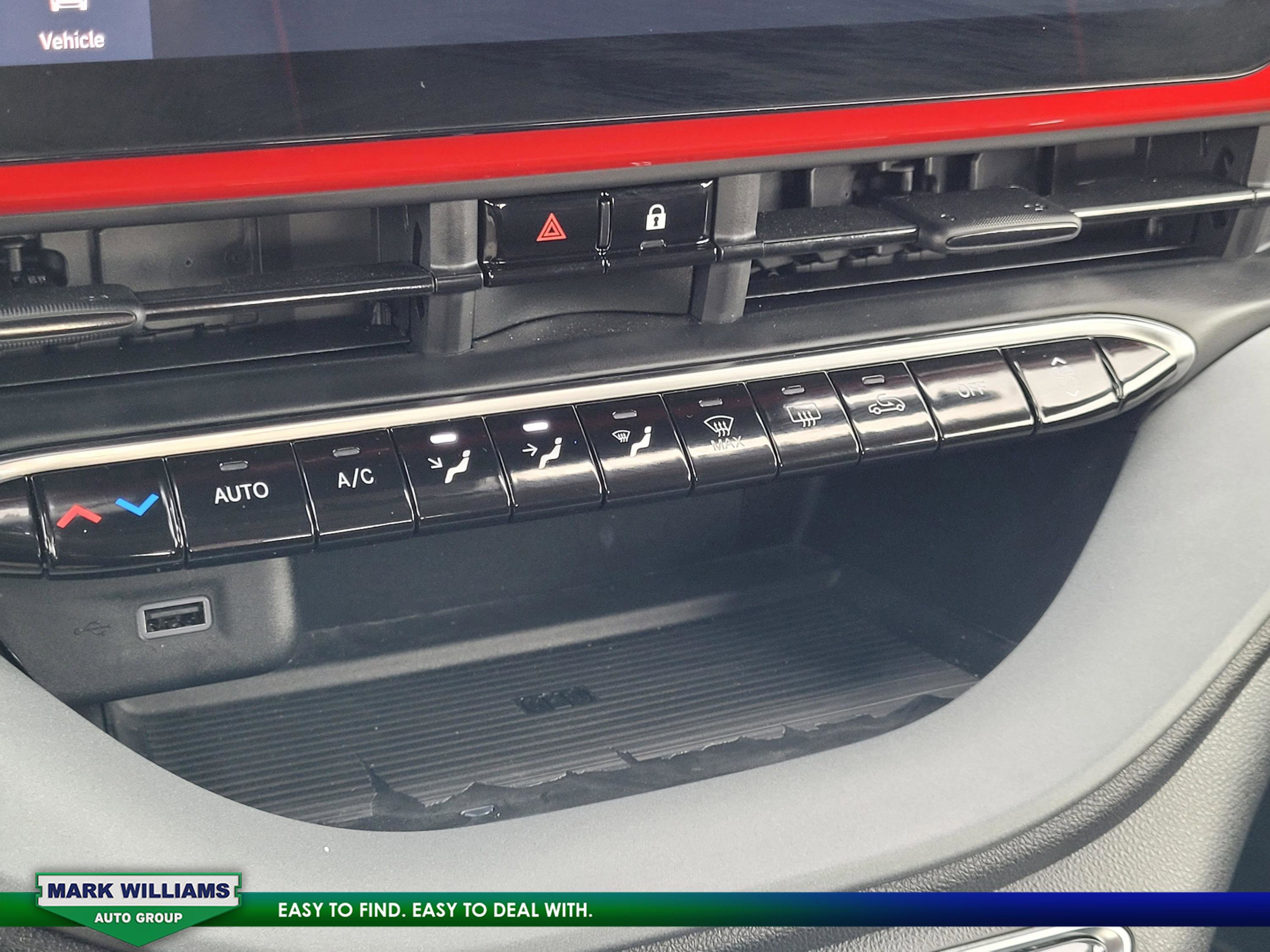 Used 2024 FIAT 500 e (RED) image 23