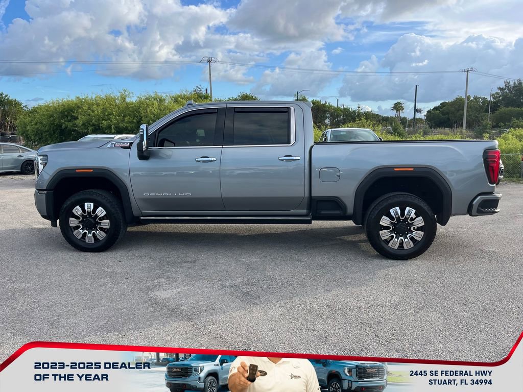 Used 2025 GMC Sierra 2500 Denali w/ Denali Reserve Package image 8