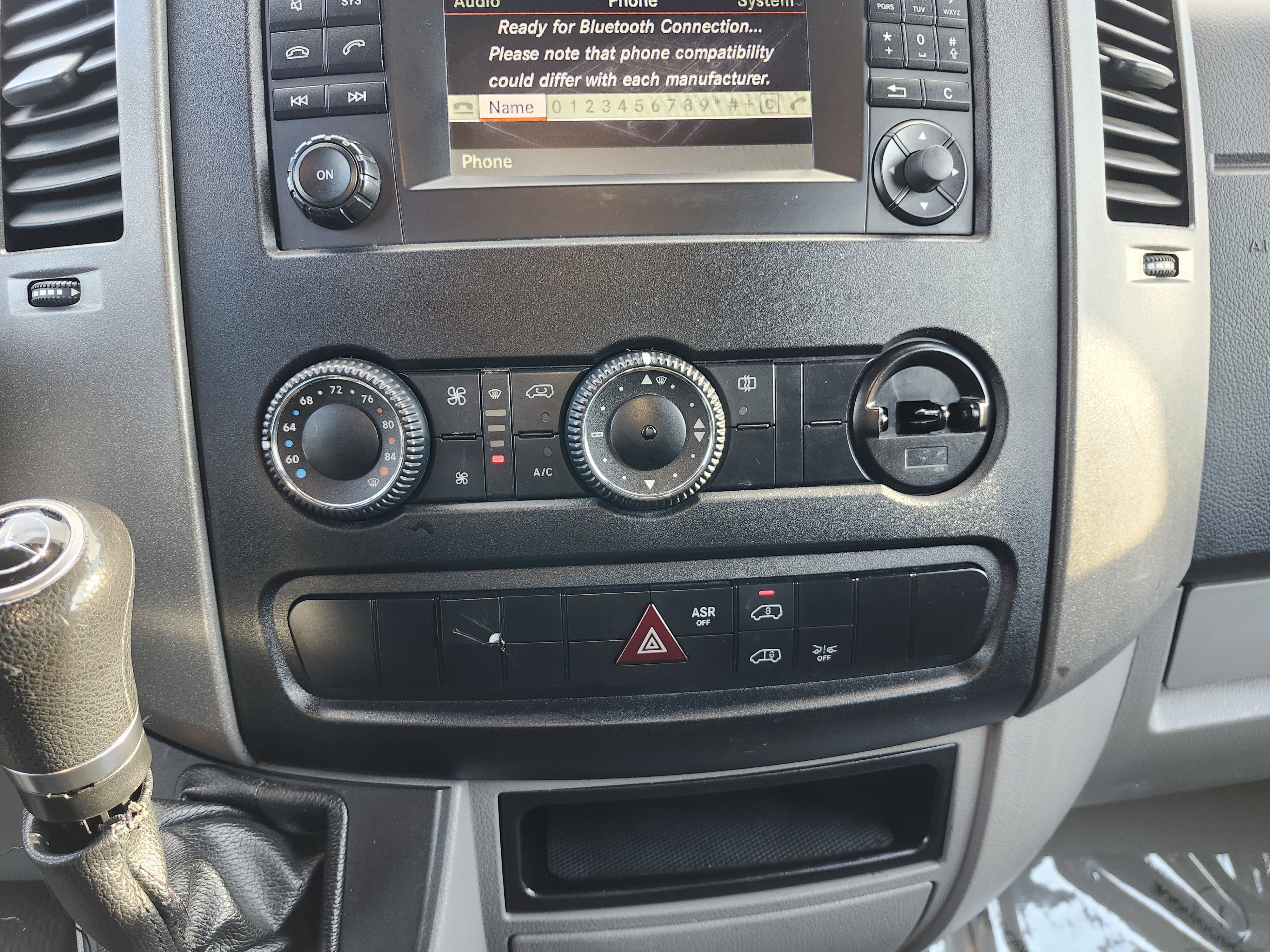 Used 2018 Mercedes-Benz Sprinter 2500 image 29