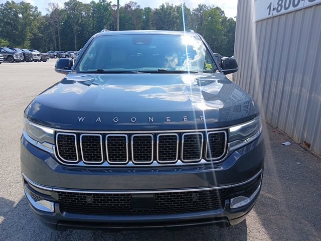 Used 2023 Jeep Wagoneer 4WD w/ Premium Group I image 9