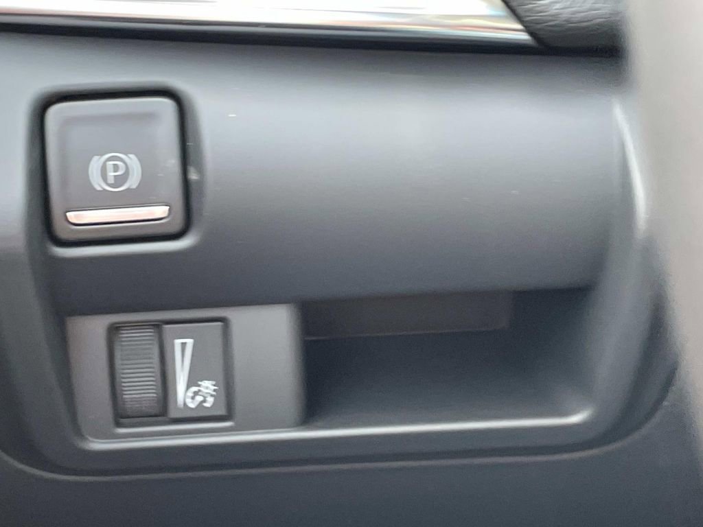 New 2025 Cadillac CT4 Premium Luxury image 24