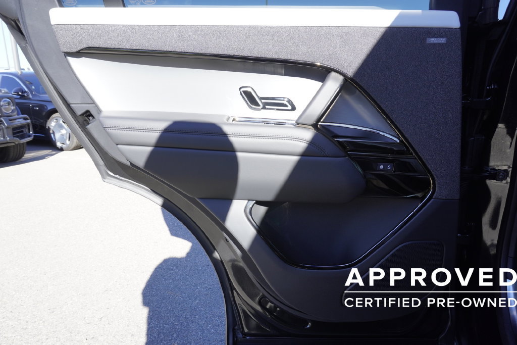 Used 2025 Land Rover Range Rover Sport Dynamic SE AWD/4WD image 28
