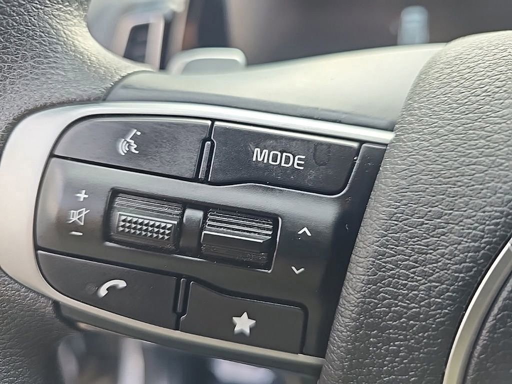 Used 2023 Kia Sportage LX image 12