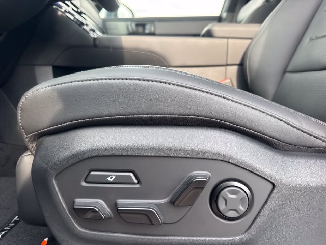 New 2027 Hyundai Santa Fe Calligraphy AWD/4WD image 13
