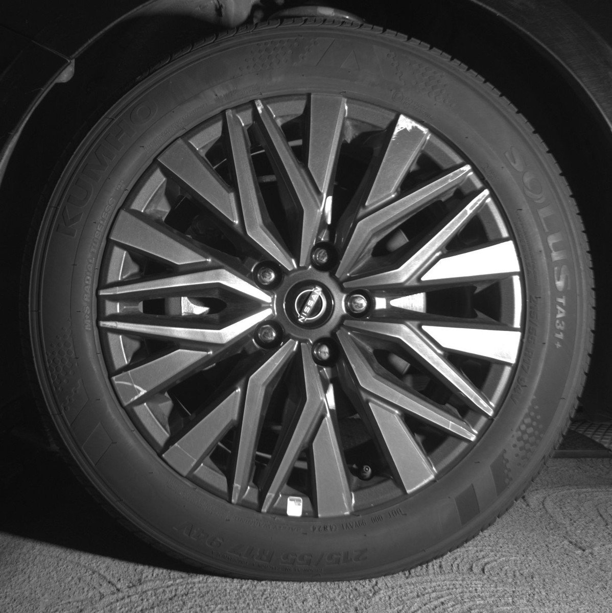 Used 2025 Nissan Altima 2.5 SV image 12