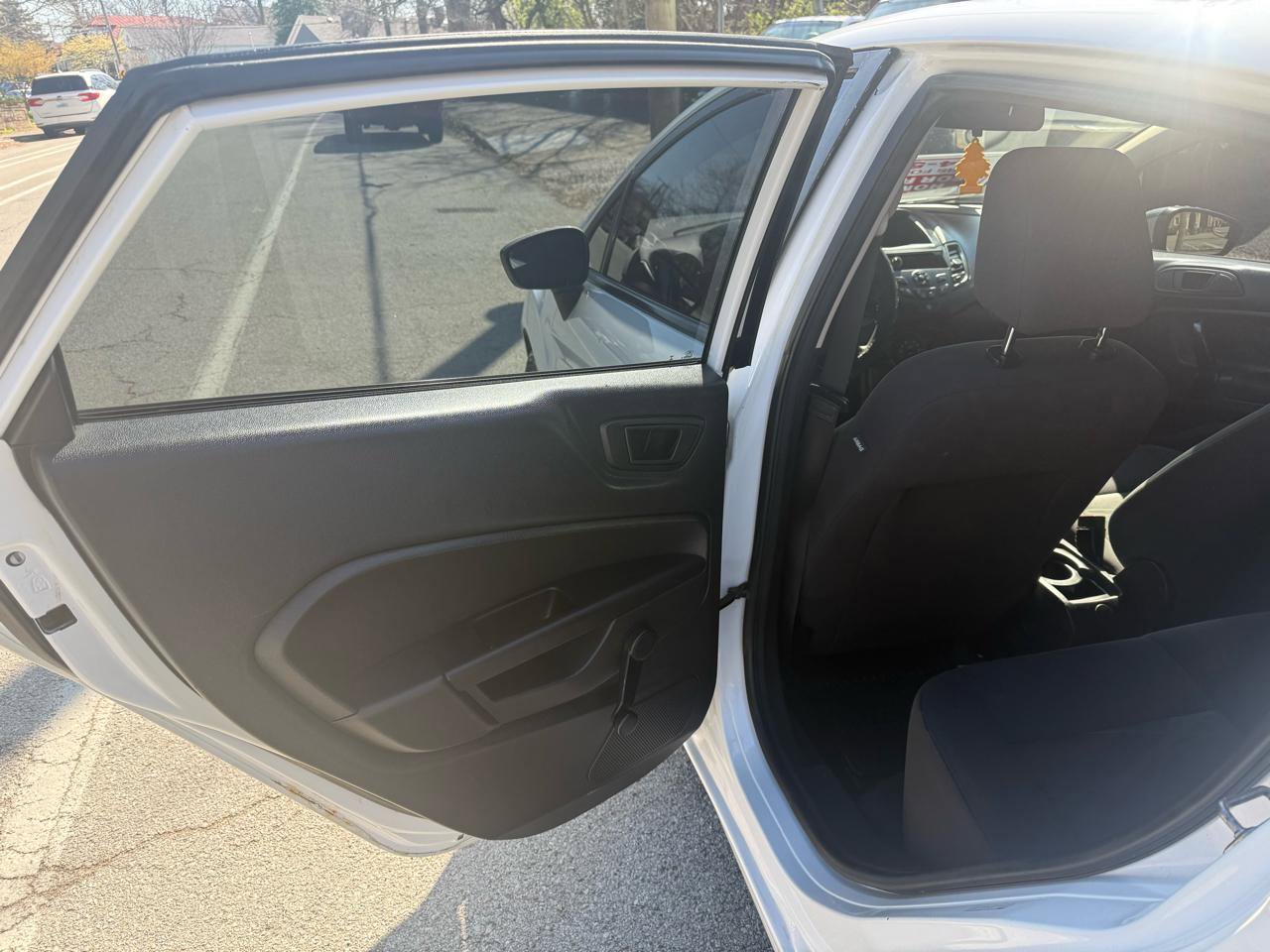 Used 2014 Ford Fiesta S FWD image 13