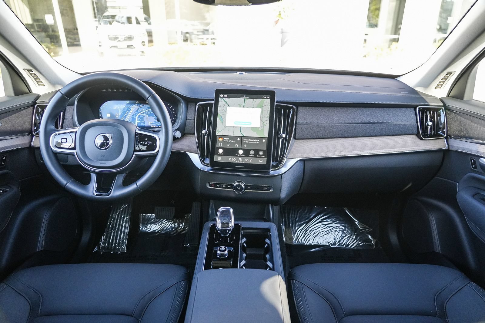 Certified 2026 Volvo XC90 B6 Core AWD/4WD image 13