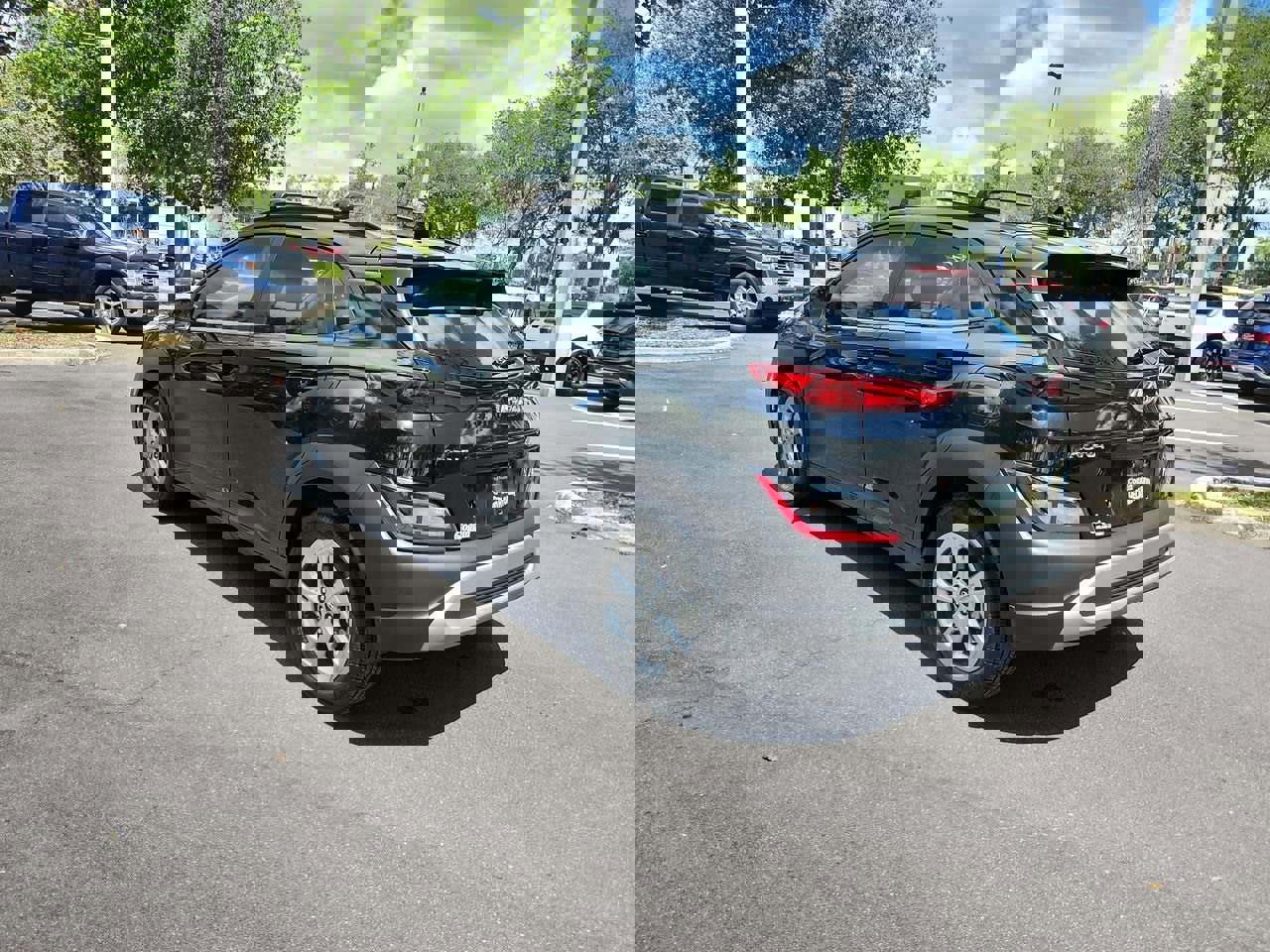 Certified 2023 Hyundai Kona SEL AWD/4WD image 3