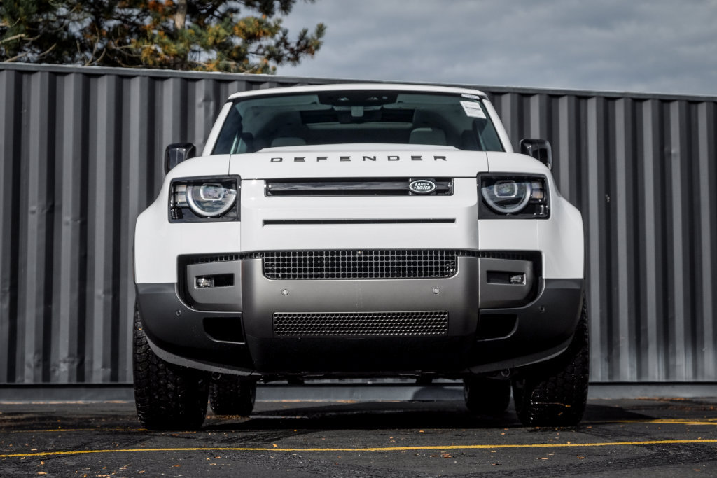 New 2026 Land Rover Defender 110 S AWD/4WD image 5
