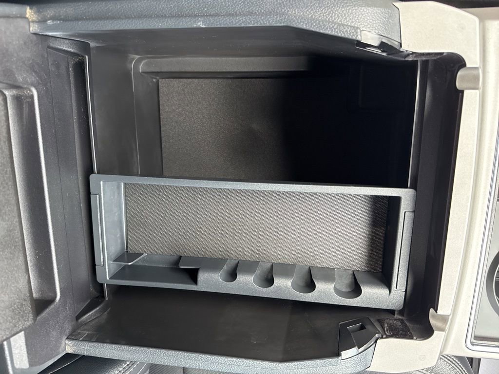 Used 2022 Ford F450 Lariat image 22