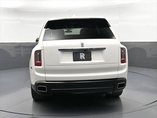 Certified 2022 Rolls-Royce Cullinan w/ Dark Exterior Package AWD/4WD image 7